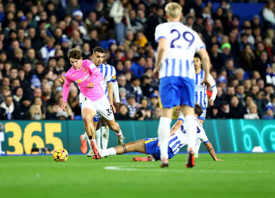 Brighton vs Southampton (03:00 – 30/11) | Xem lại trận đấu